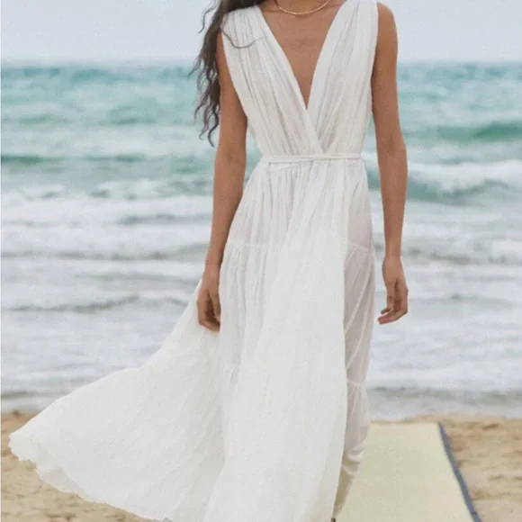 Massimo Dutti | Dresses | Massimo Dutti White Pleated Dress